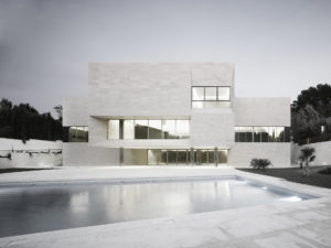 By MoRE_Embajada de Argelia_alzado privado_zona con piscina